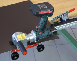 WUKO Clipper 1022 – mobilne i precyzyjne narzędzie do cięcia blachy