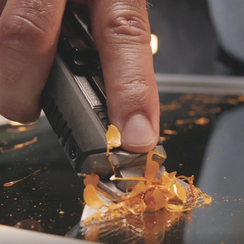 Uniwersalny nóż techniczny i skrobak ToughBuilt 2w1