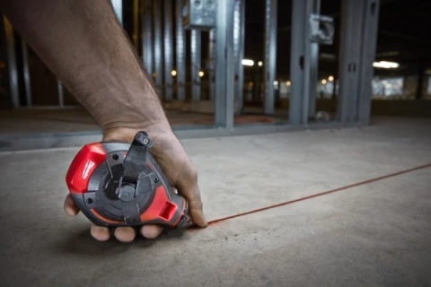 Gruby sznur traserski Milwaukee 4932498391 30 m z czerwoną kredą
