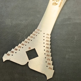 Rysik traserski TIGER TOOLS RTT-300 (100300) 100-300 mm - profesjonalny szablon dekarski do trasowania blach