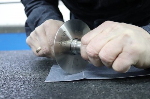 BIRÓ PROFIL Freehand Roller PREMIUM 1,5 mm – precyzyjne narzędzie blacharskie ze stali nierdzewnej