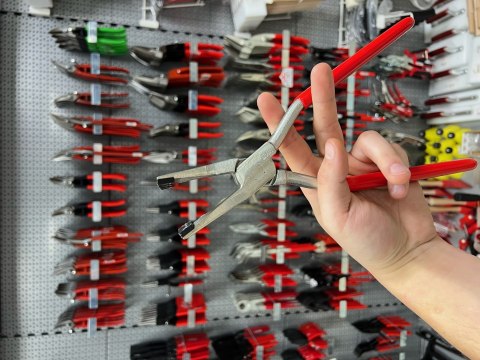 Kleszcze proste z plastikowymi szczękami / przegubem zakładkowym 60 mm Stubai 282051KU "Nirolook"