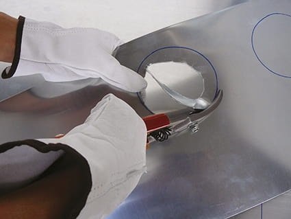 Nożyce otworowe JOUANEL CTRDC zakrzywione PRAWE