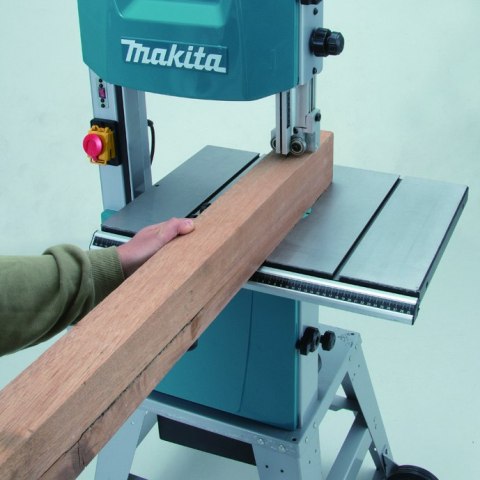 Stołowa piła taśmowa, przecinarka 900W Makita [LB1200F]