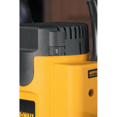 Frezarka górnowrzecionowa 1100W z regulacją obrotów, DeWALT [DW621-QS]