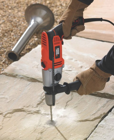 Elektryczna dwubiegowa wiertarka udarowa 910W w walizce Black+Decker [KR911K-QS]