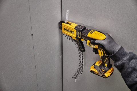 Akumulatorowa wkrętarka do płyt G-K DeWalt [DCF620D2K-QW] 18V XR, Li-Ion, 2x2,0Ah
