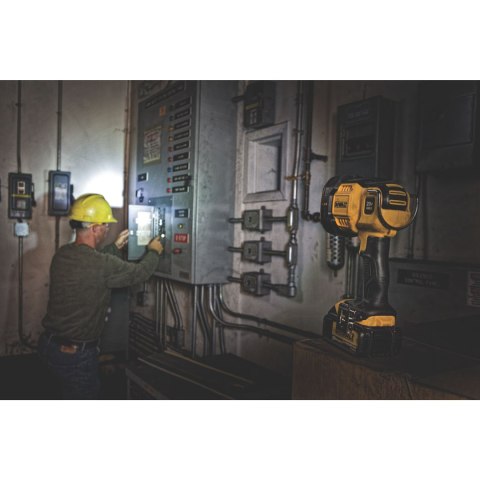 Akumulatorowy reflektor oświetleniowy LED, 18V Li-lon DeWalt [DCL043-XJ]