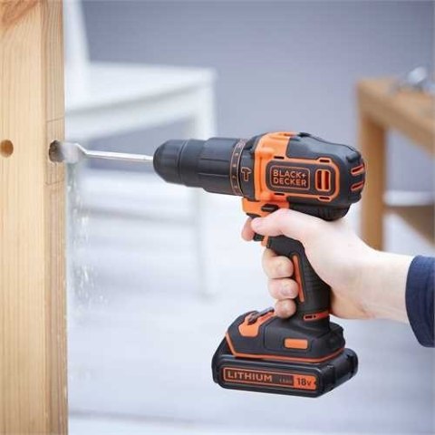 Akumulatorowa wiertarko-wkrętarka udarowa Black+Decker [BDCHD18KB-QW] 18V Li-Ion, 2x1,5Ah
