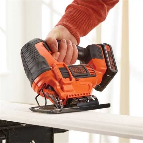 Akumulatorowa wyrzynarka 18V Li-Ion 1x2,0Ah, Black&Decker [BDCJS18-QW]