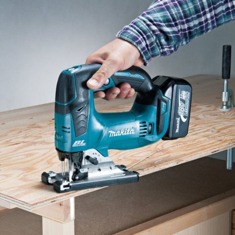 Akumulatorowa wyrzynarka, 18V Li-ion 2 x 5,0 Ah, Makita [DJV182RTJ]