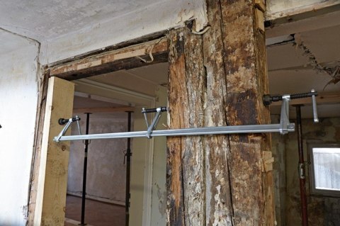 Ścisk ślusarski śrubowy regulowany wzmocniony 1500x120mm, 340-1750mm BESSEY [SLV150M]