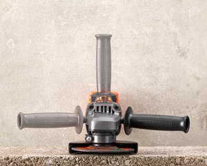 Akumulatorowa szlifierka kątowa 125mm, Li-Ion 18V, 1x4,0Ah, Black+Decker [BCG720M1-QW]