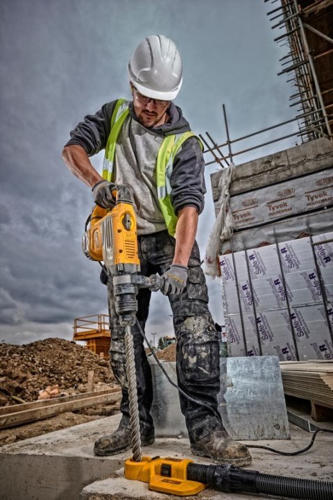 Młot udarowo-obrotowy SDS-Max, 1600W, DeWalt [D25733K-QS]