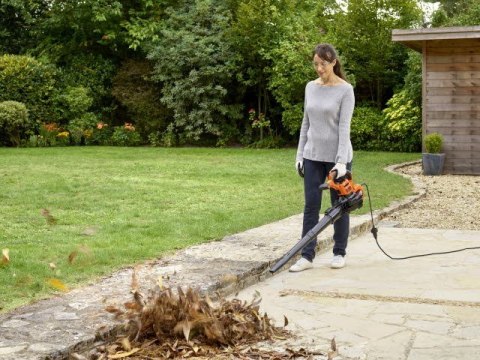 Dmuchawa/odkurzacz/rozdrabniarka ogrodowa 3000W, 72l, Black+Decker [BEBLV301-QS]