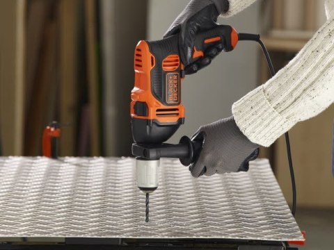 Elektryczna wiertarka udarowa 850W + 32 akcesoria w walizce, Black+Decker [BEH850KA32-QS]