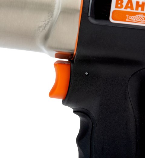 Pneumatyczny klucz udarowy 1/2" z uchwytem magnetycznym i 3 nasadkami sześciokątnymi do kół 17,19,21mm Bahco [BP815K2]