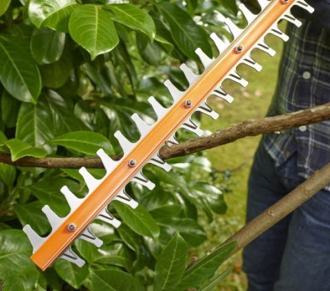 Elektryczne nożyce do żywopłotu 50cm, 450W Black+Decker [BEHT251-QS]