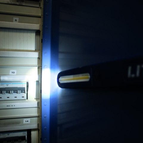 Akumulatorowa lampka inspekcyjna, 300 lm, STICK LITE M, Scangrip [03.5666]