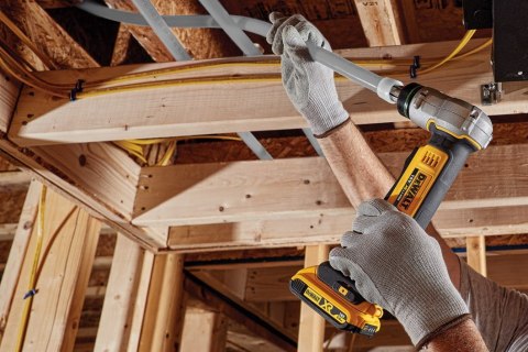 Akumulatorowy rozszerzacz rur PEX 18V XR w walizce DeWalt [DCE400NT-XJ]