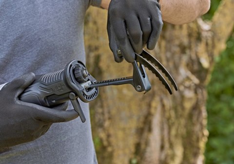 Piła szablasta/bagnetowa 750 W, Black&Decker [BES301-QS]