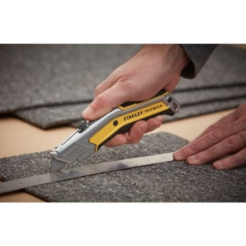 Nóż FatMax EXO CHANGE z wysuwanym ostrzem trapezowym Stanley [FMHT0-10288]