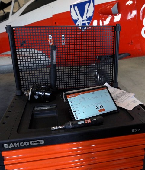 Wkrętak dynamometryczny elektroniczny z pomiarem momentu i kąta, pamięcią i łączem Bluetooth, 0.04-0.7Nm, Bahco [TASMB14H007] we