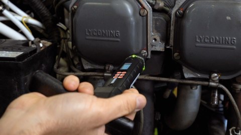 Wkrętak dynamometryczny elektroniczny z pomiarem momentu i kąta, pamięcią i łączem Bluetooth, 0.45-9Nm, Bahco [TASMB14H09] wewnę