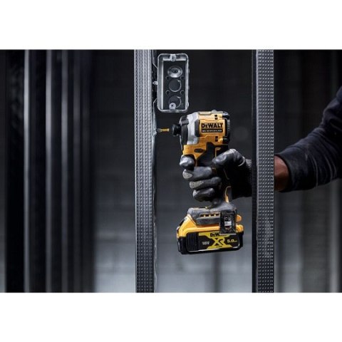 Akumulatorowa zakrętarka udarowa 1/4" 18V XR DeWalt [DCF850D2T-QW] 2x2,0Ah, Li-Ion