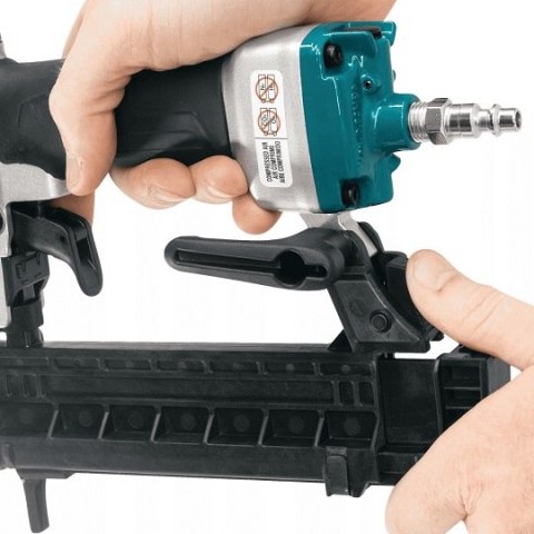 Zszywacz pneumatyczny na zszywki 13-38 x 5,7mm Makita [AT638A]