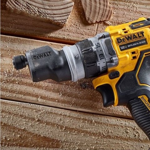 Akumulatorowa wiertarko-wkrętarka z 4 wymiennymi głowicami, 12V XR DeWALT [DCD703L2T-QW] 2x3,0Ah, Li-Ion