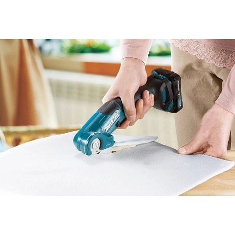 Akumulatorowe nożyce uniwersalne 12V max (10,8V), CXT, Makita [CP100DZ]