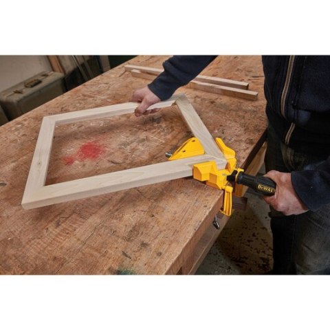 Ścisk kątowy 90°z dociskami, imadło narożne 55mm, DeWalt [DWHT83853-0]