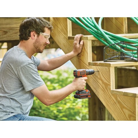 Akumulatorowa wiertarko-wkrętarka 18V Li-Ion, 2x1.5Ah Black+Decker [BDCDC18KB-QW]