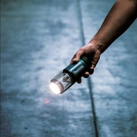 Latarka akumulatorowa 7,2V/10,8V ML102 Makita [DEAML102] Li-Ion