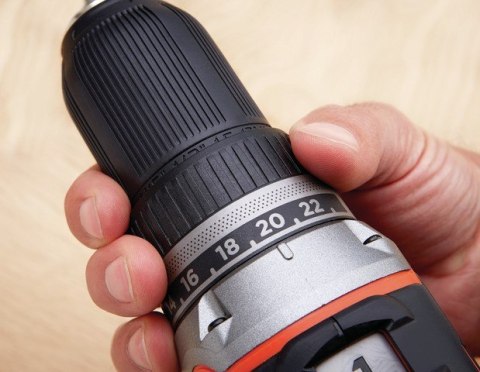 Wiertarko-wkrętarka akumulatorowa 18V, Black+Decker [BL186KB-QW] 2x1,5Ah