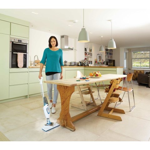 Mop parowy ze stopą Delta 1600W, Black+Decker [FSM1616-QS] z 2 nakładkami.