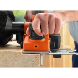 Strug elektryczny 750W, 82mm Black+Decker [KW750K-QS]