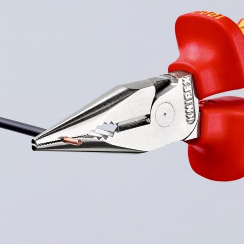 Szczypce uniwersalne w izolacji VDE z ostro zakończonymi szczękami, 145mm KNIPEX [08 26 145 T] z zaczepem do asekuracji