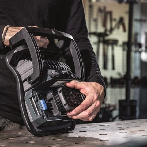 Lampa robocza COB LED 10000 lumenów, 18V Li-Ion, NOVA 10 CONNECT SCANGRIP [03.6102C] Bluetooth