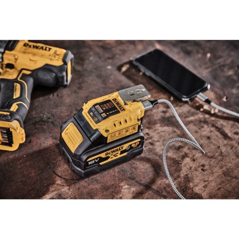 Wielonapięciowy adapter USB do akumulatorów XR Li-Ion 18V i 54V DeWalt [DCB094K-QW]