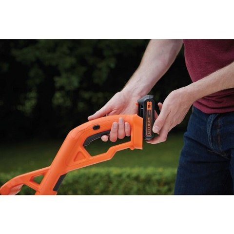 Akumulatorowa podkaszarka do trawy 25cm, 18V Black+Decker [ST1823-QW] 1,5Ah