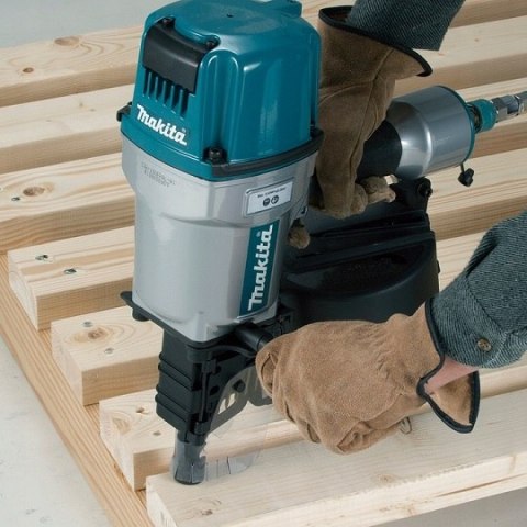 Gwoździarka pneumatyczna do palet euro EPAL, gwoździe 55-100mm Makita [AN961]