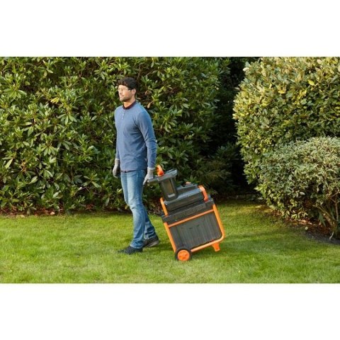 Rozdrabniarka do gałęzi 2800W, 45L, Black+Decker [BEGAS5800-QS]