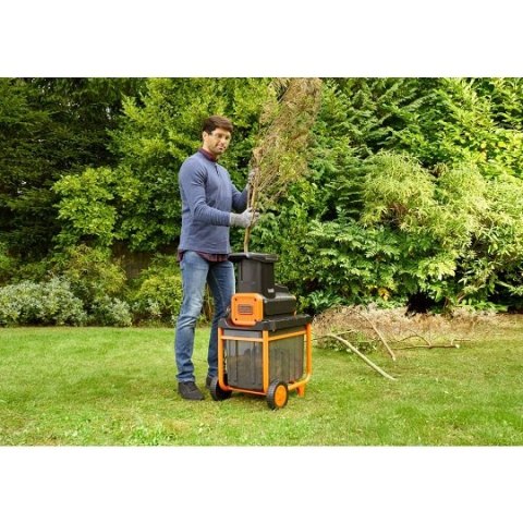 Rozdrabniarka do gałęzi 2800W, 45L, Black+Decker [BEGAS5800-QS]
