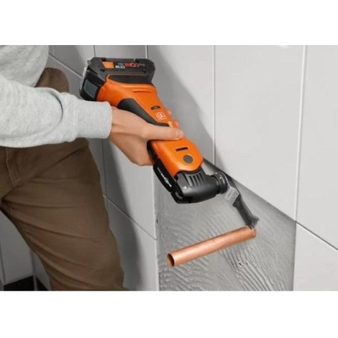 Akumulatorowe narzędzie wielofunkcyjne oscylacyjne 18V Multimaster AMM 700 MAX AS, Fein [71293662000] + gratis 2 akumulatory 2,0