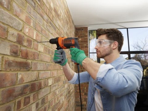 Elektryczna wiertarka udarowa 710W Black+Decker [BEH710K-QS] w walizce