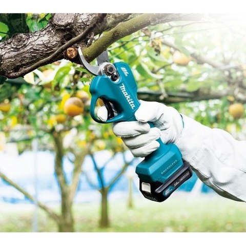 Sekator akumulatorowy 12V max Makita [UP100DZ] Li-Ion, CXT