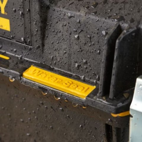 Skrzynka narzędziowa 28" HD Structral Foam firmy Stanley [1-93-935]