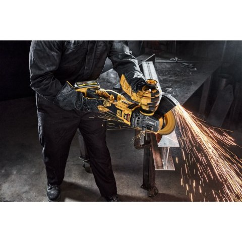 Akumulatorowa szlifierka kątowa 230 mm, 54V Li-Ion, FlexVolt DeWALT [DCG460NK-XJ] kufer